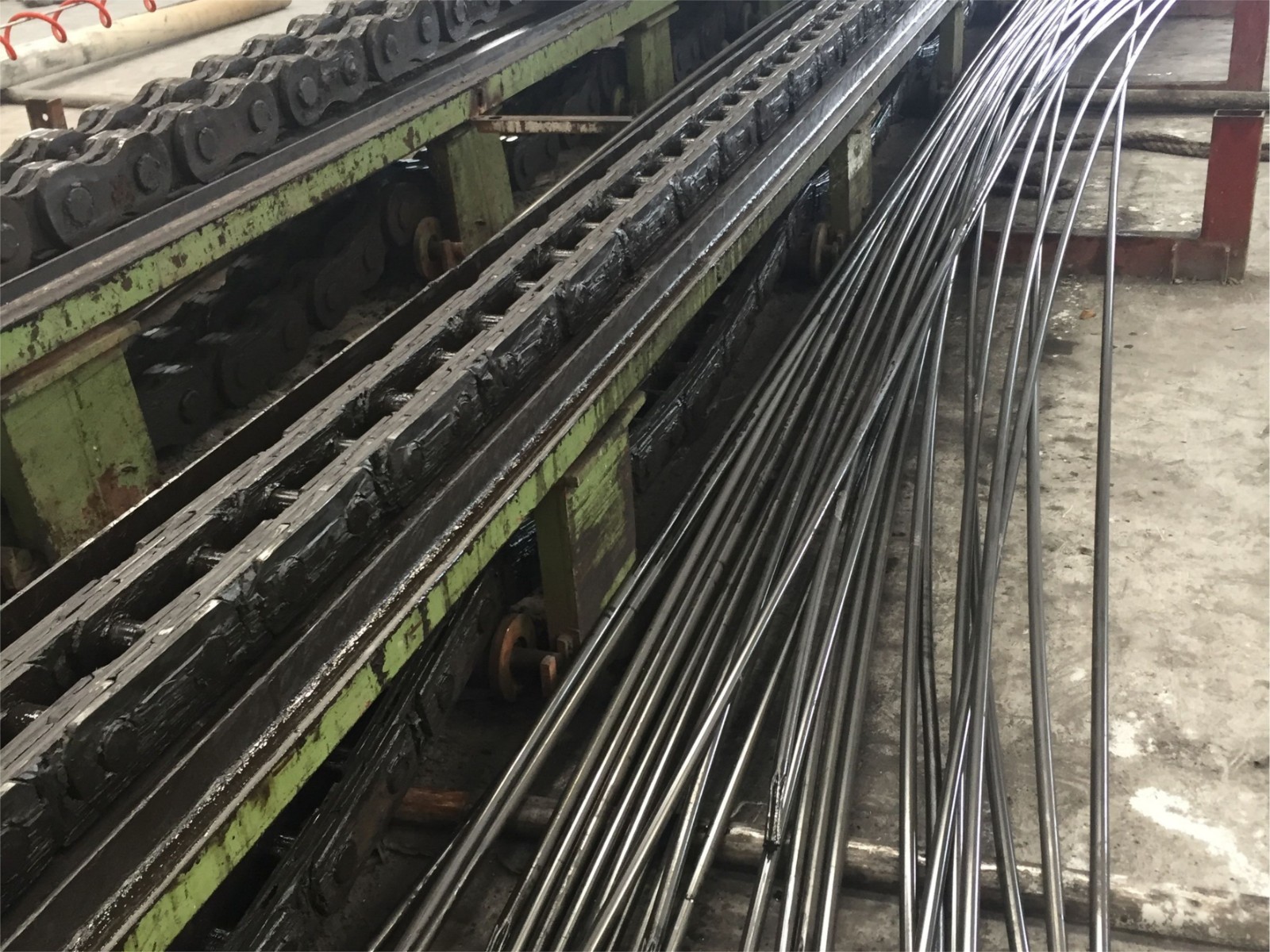 银隆银来-无缝管冷拔车间